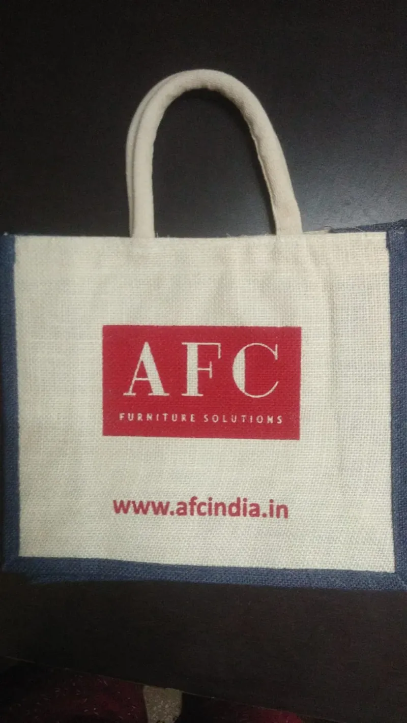 Merchandise project by Metro Art