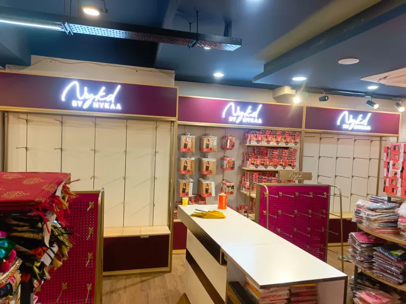 Retail fixtures project by Metro Art