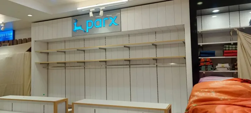 Retail fixtures project by Metro Art